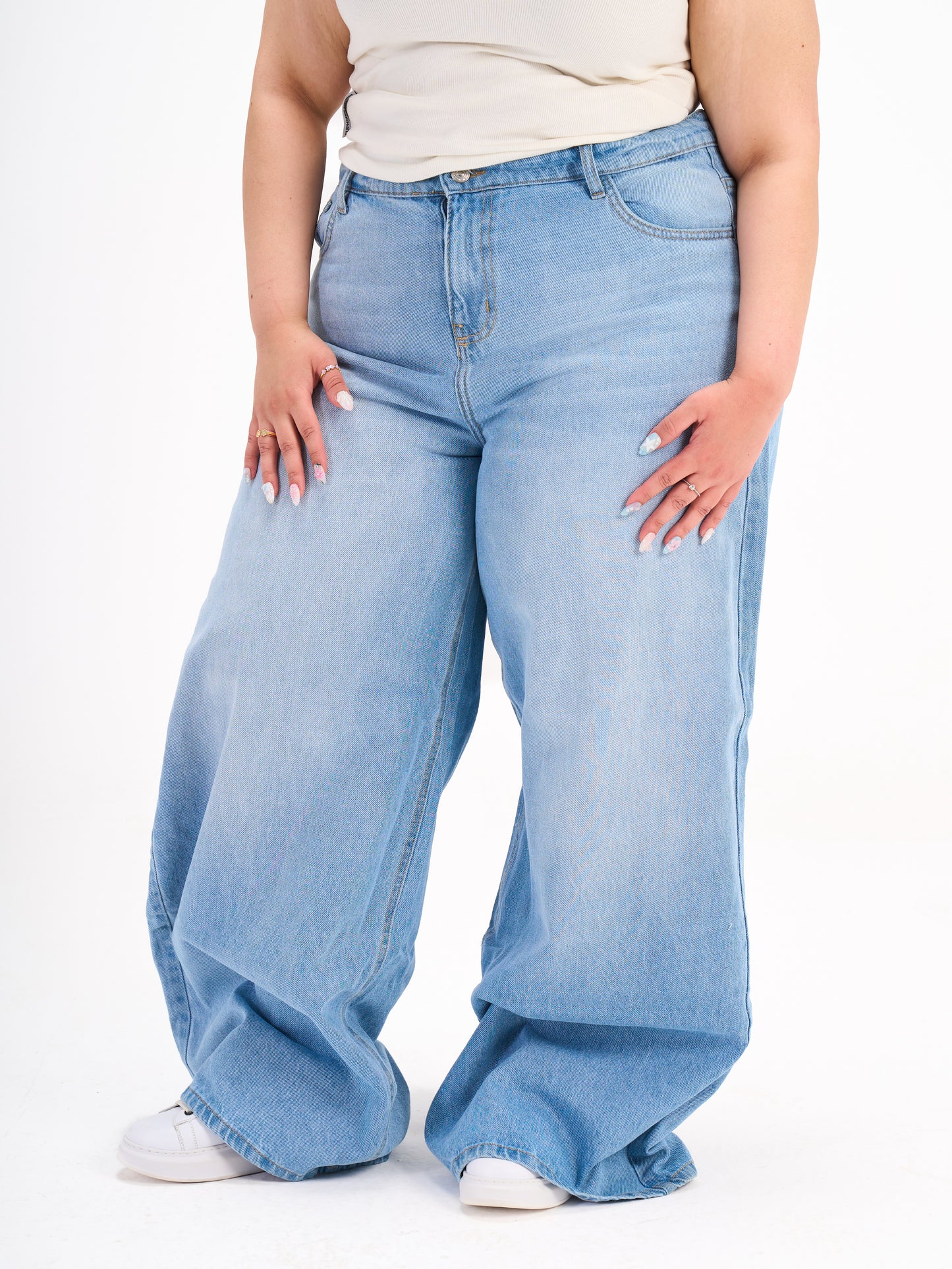 The wide leg (outlet)